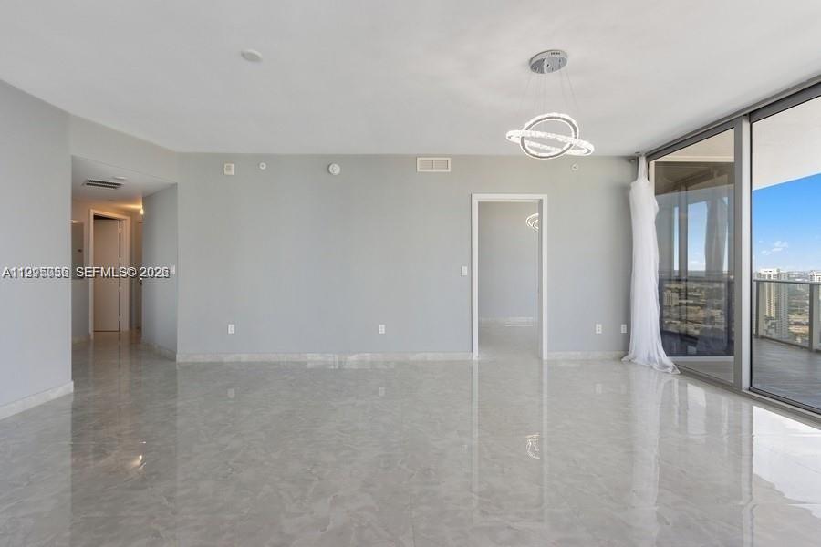 image Aria on the Bay5