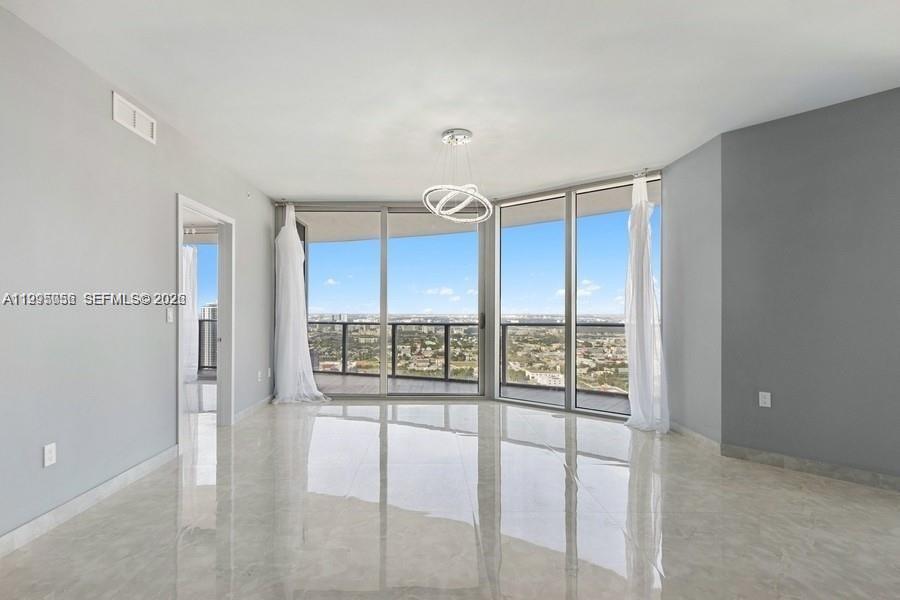 image Aria on the Bay6