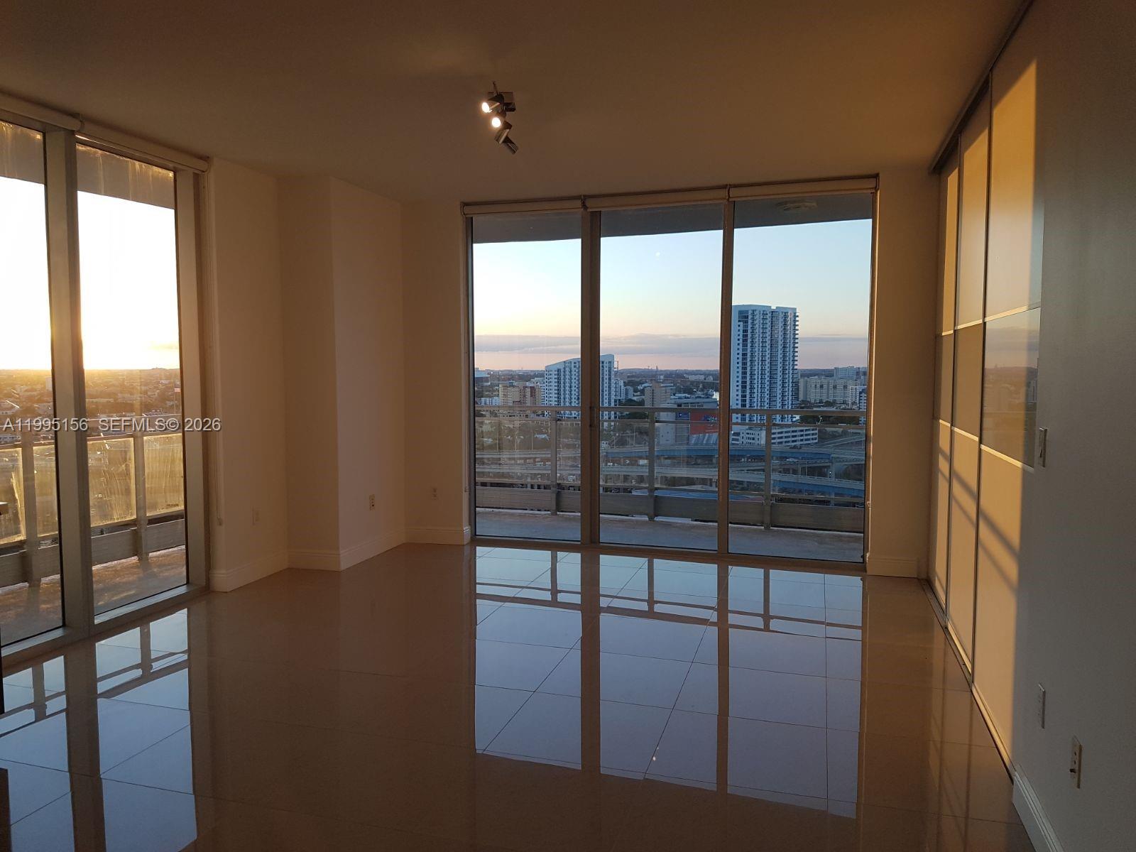 90 SW 3rd St #2112 Miami, FL 33130