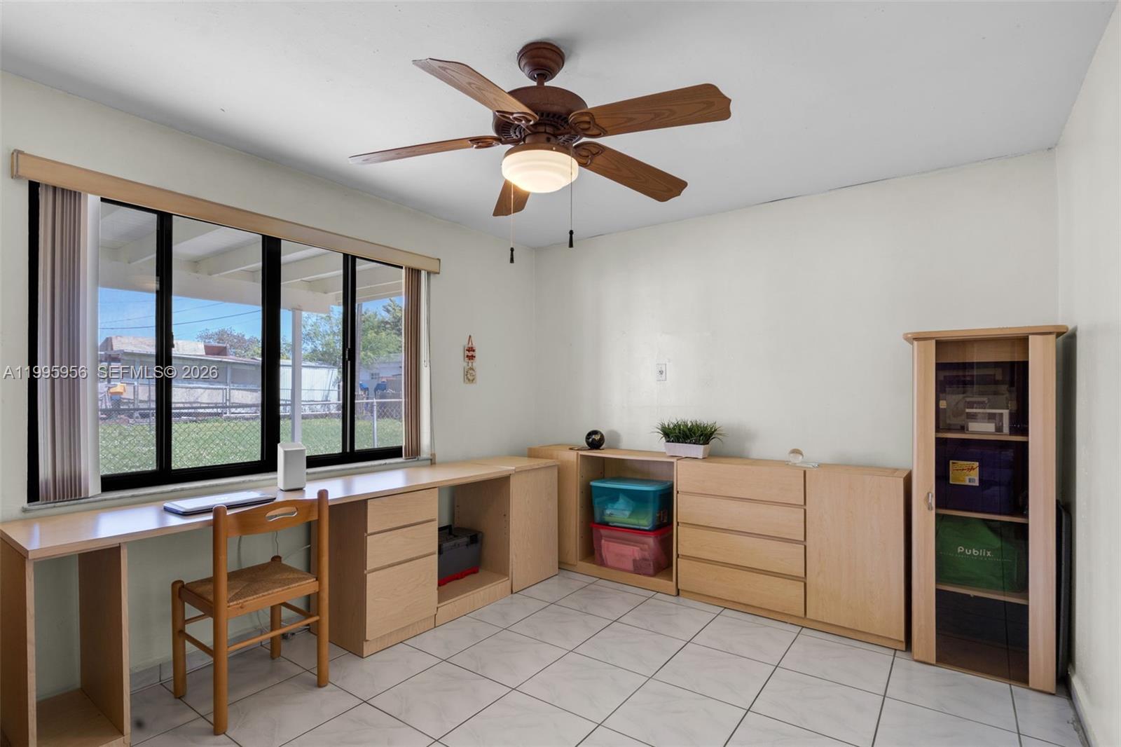 670 E 45th St Hialeah, FL 33013