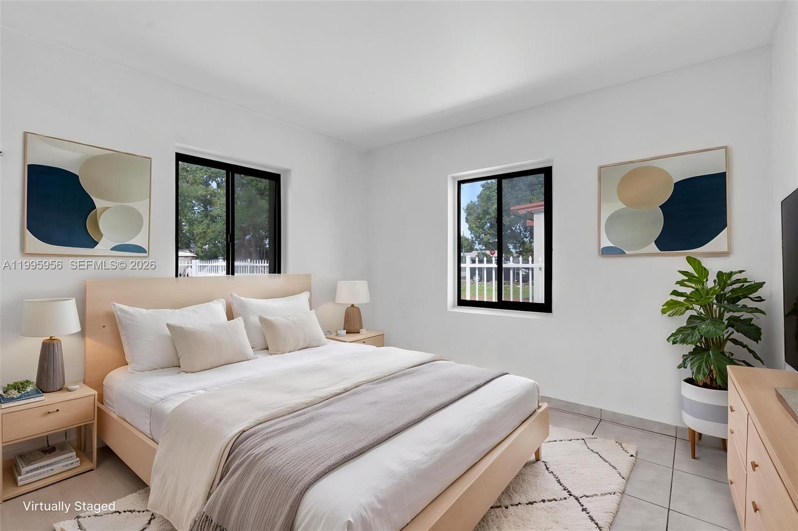 670 E 45th St Hialeah, FL 33013