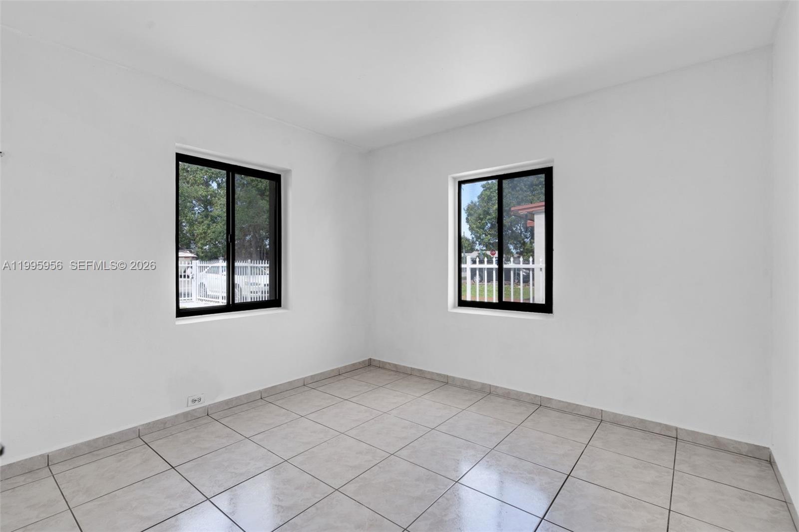 670 E 45th St Hialeah, FL 33013