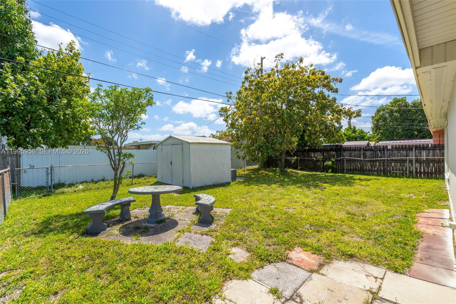 670 E 45th St Hialeah, FL 33013