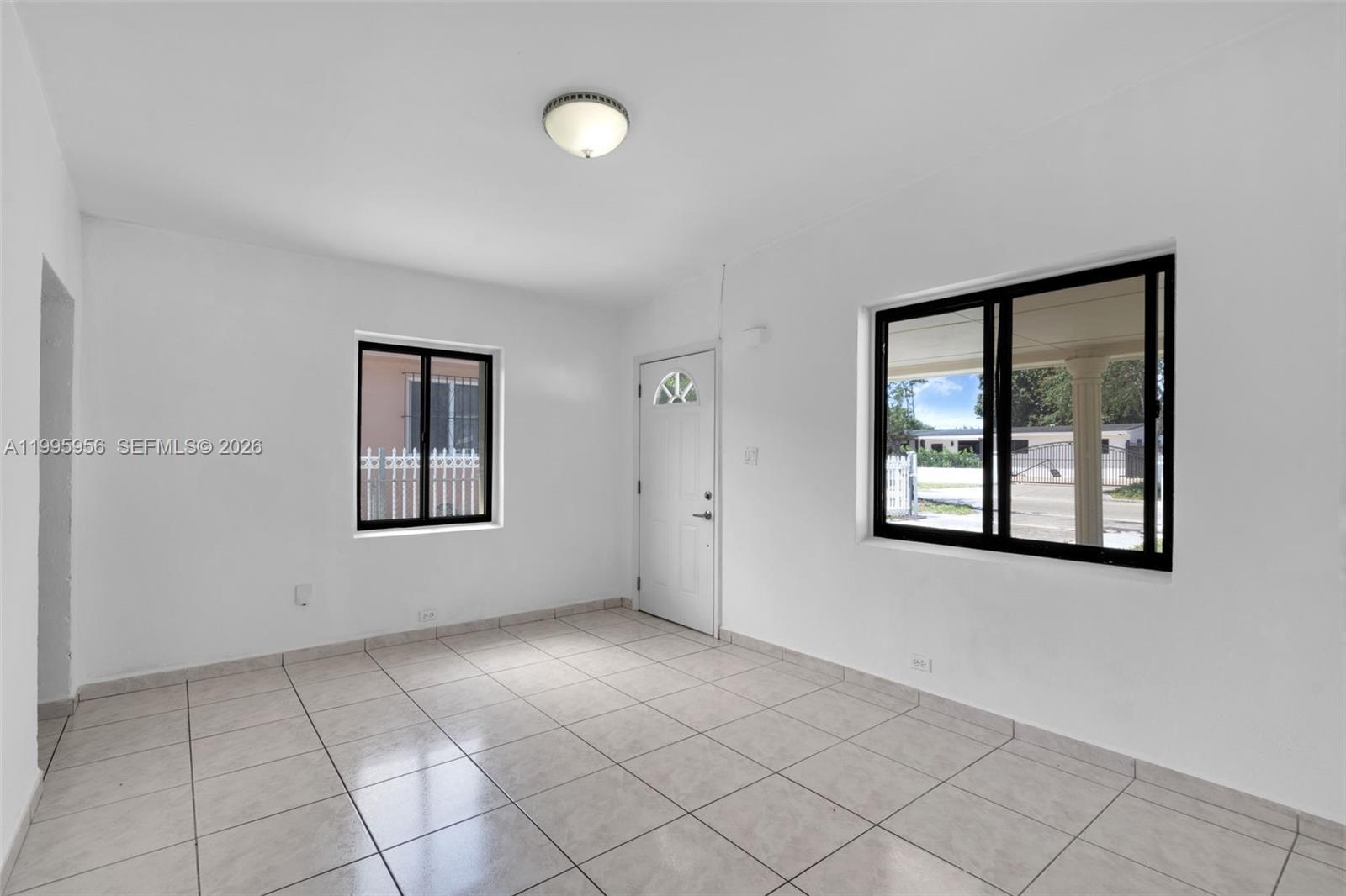 670 E 45th St Hialeah, FL 33013