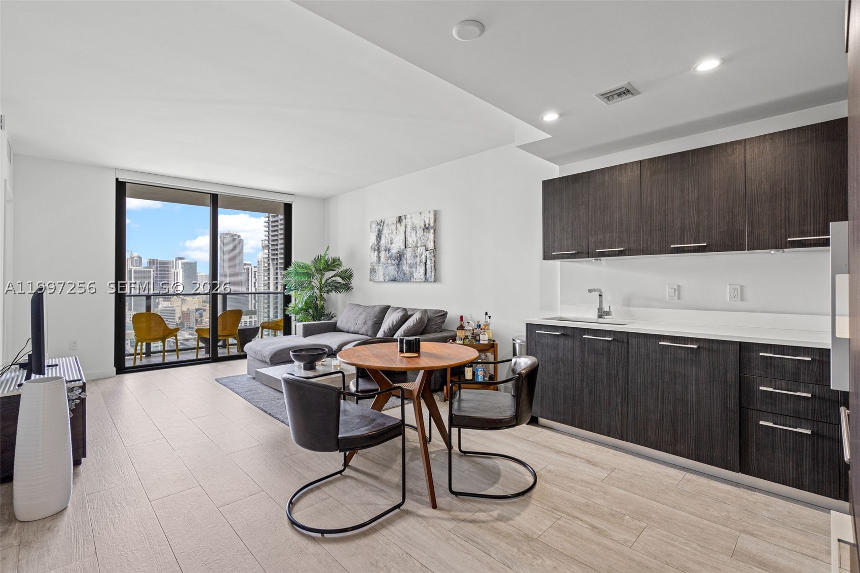 image Brickell Heights East3