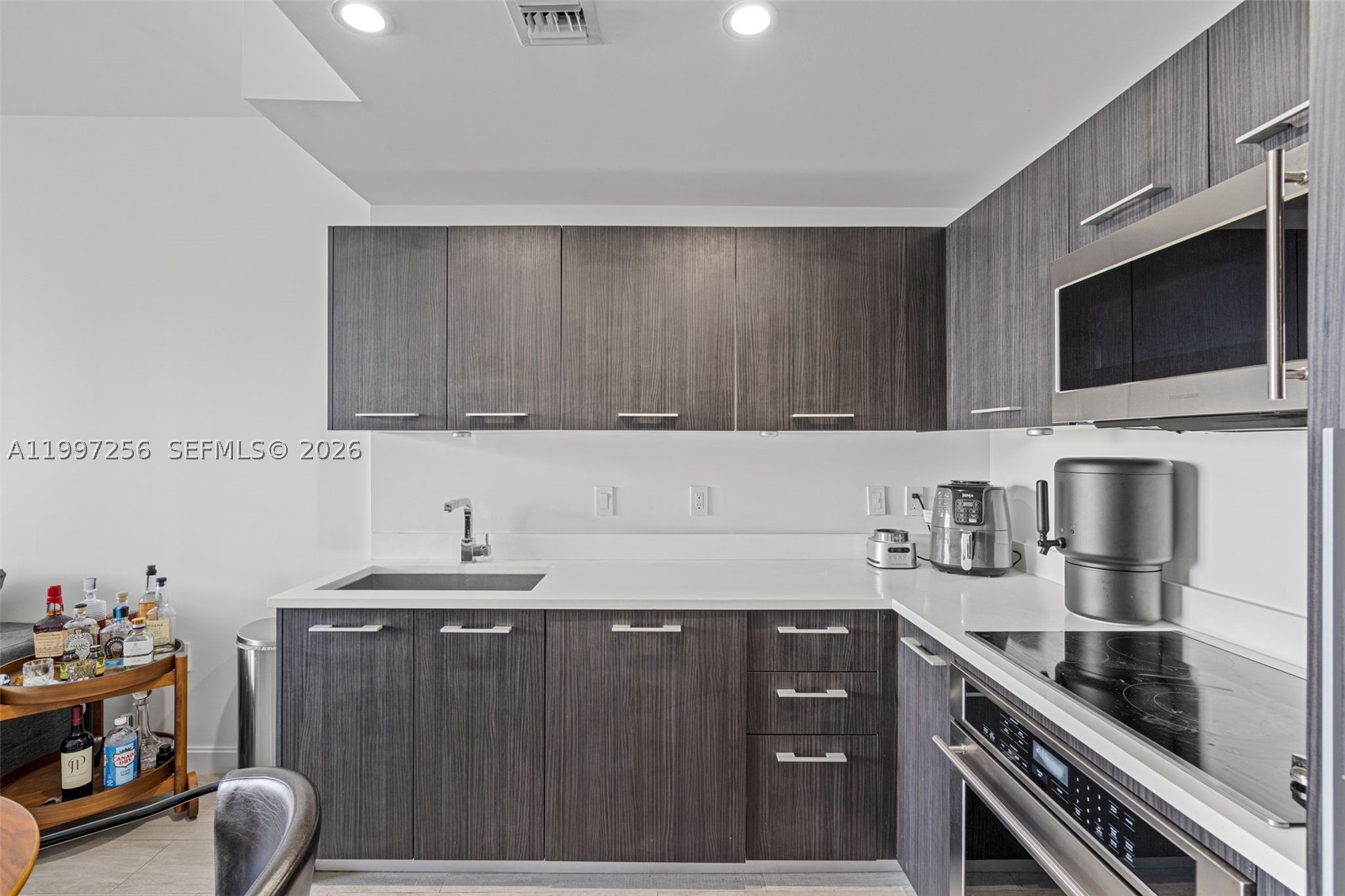 image Brickell Heights East6