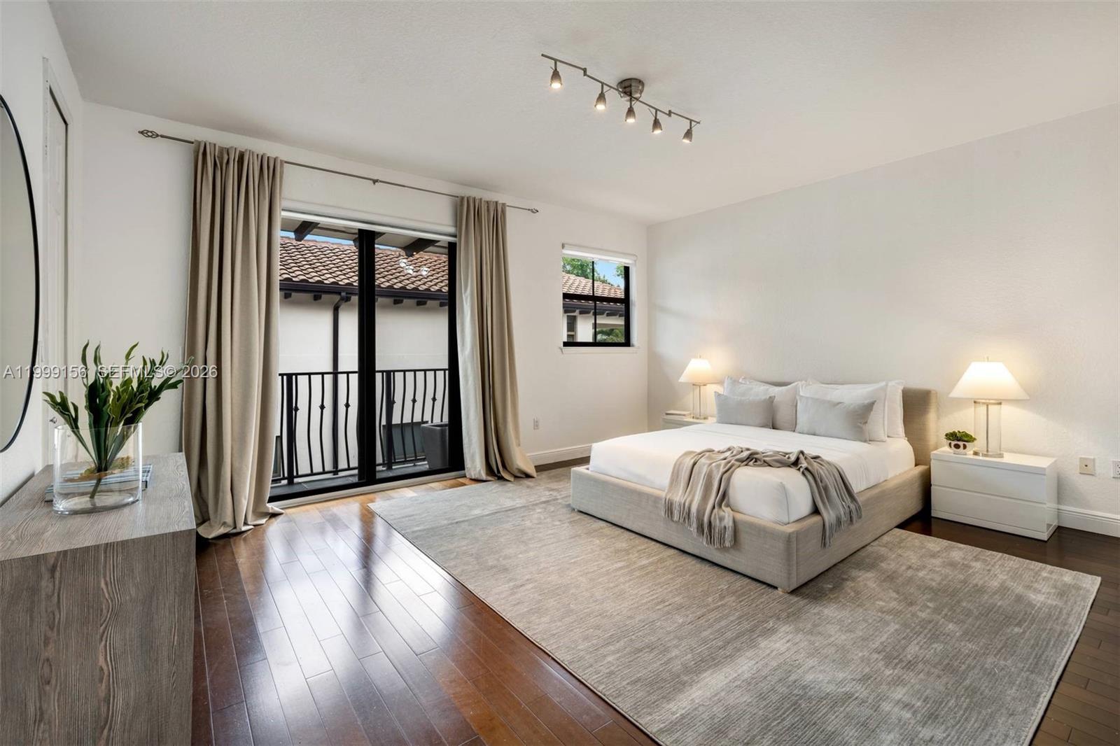 3067 Indiana St Miami, FL 33133