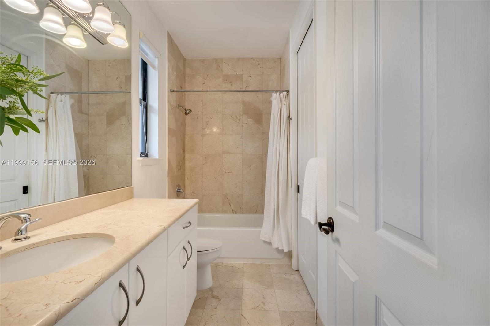 3067 Indiana St Miami, FL 33133