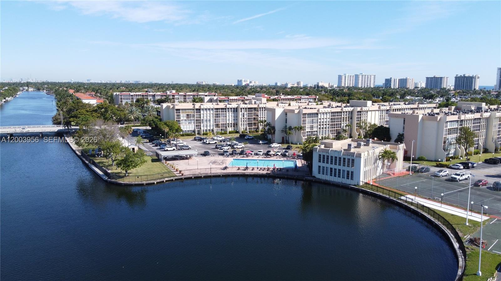 851 Three Iss Blvd #411 Hallandale Beach, FL 33009