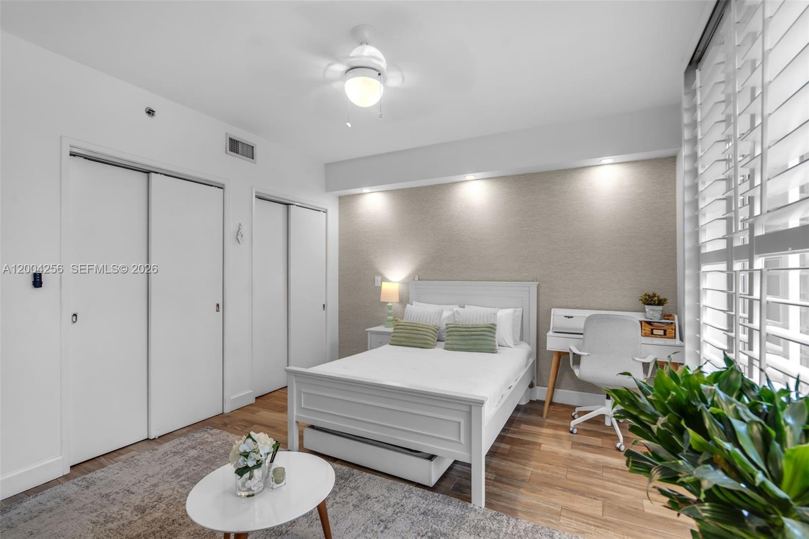 image Ocean Tower Two28