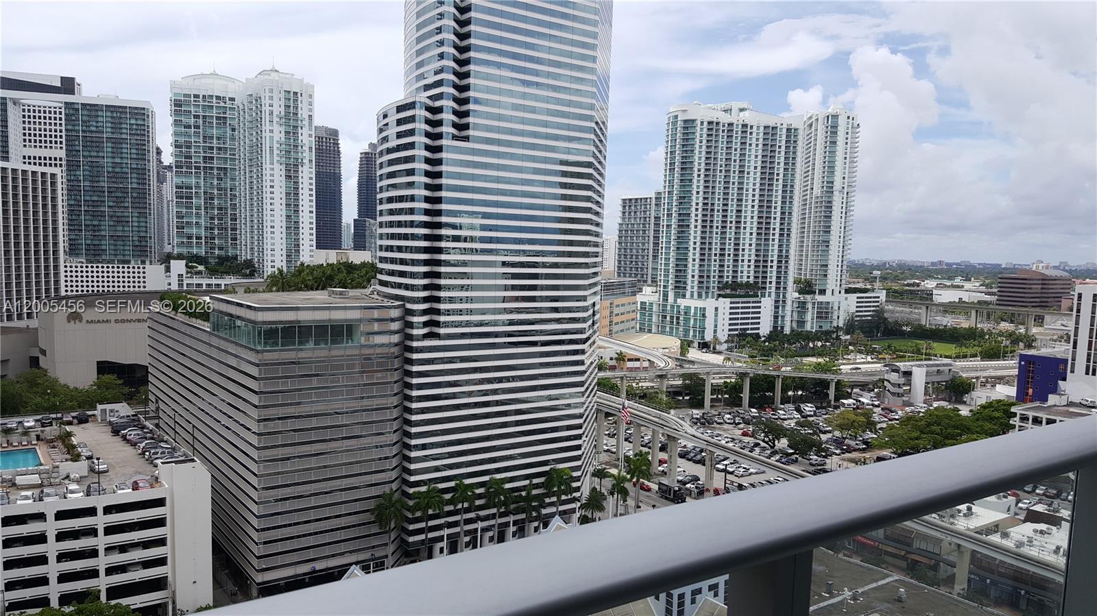 151 SE 1st St #1609 Miami, FL 33131