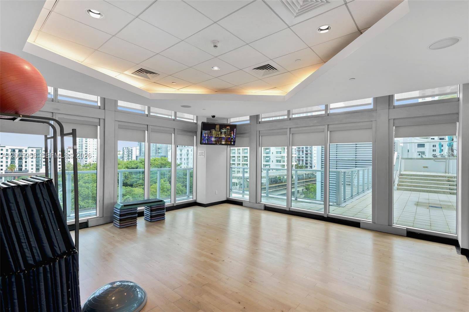 image Axis on Brickell North34