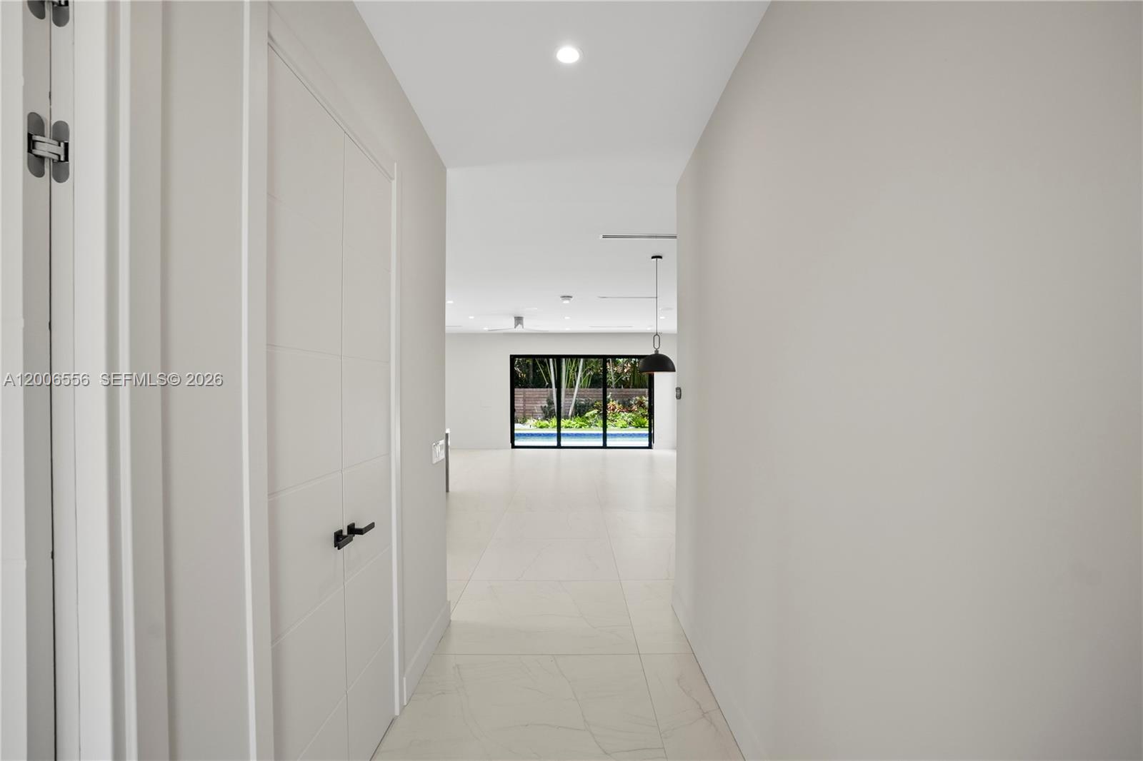 739 NE 17th Way Fort Lauderdale, FL 33304