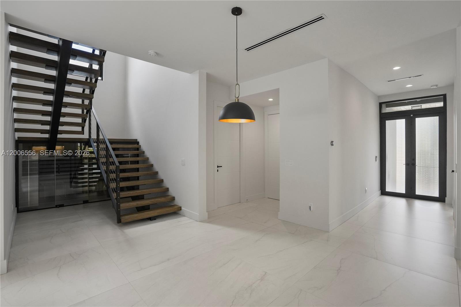 739 NE 17th Way Fort Lauderdale, FL 33304