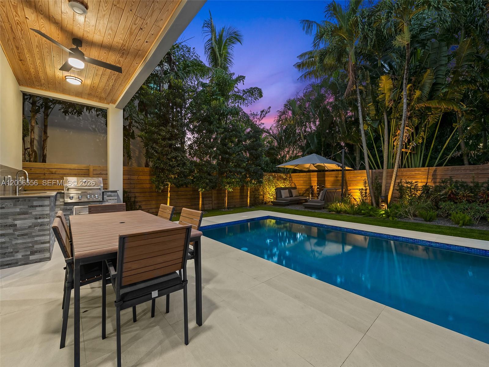 739 NE 17th Way Fort Lauderdale, FL 33304