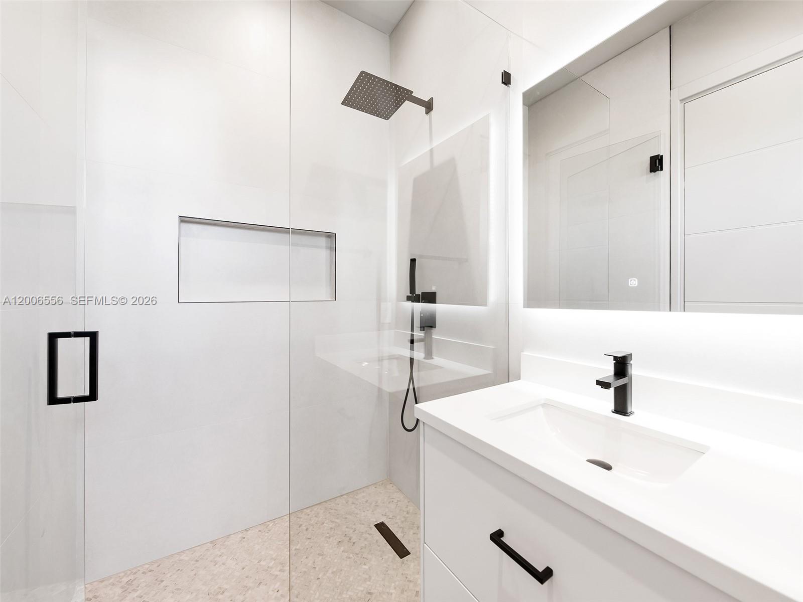 739 NE 17th Way Fort Lauderdale, FL 33304