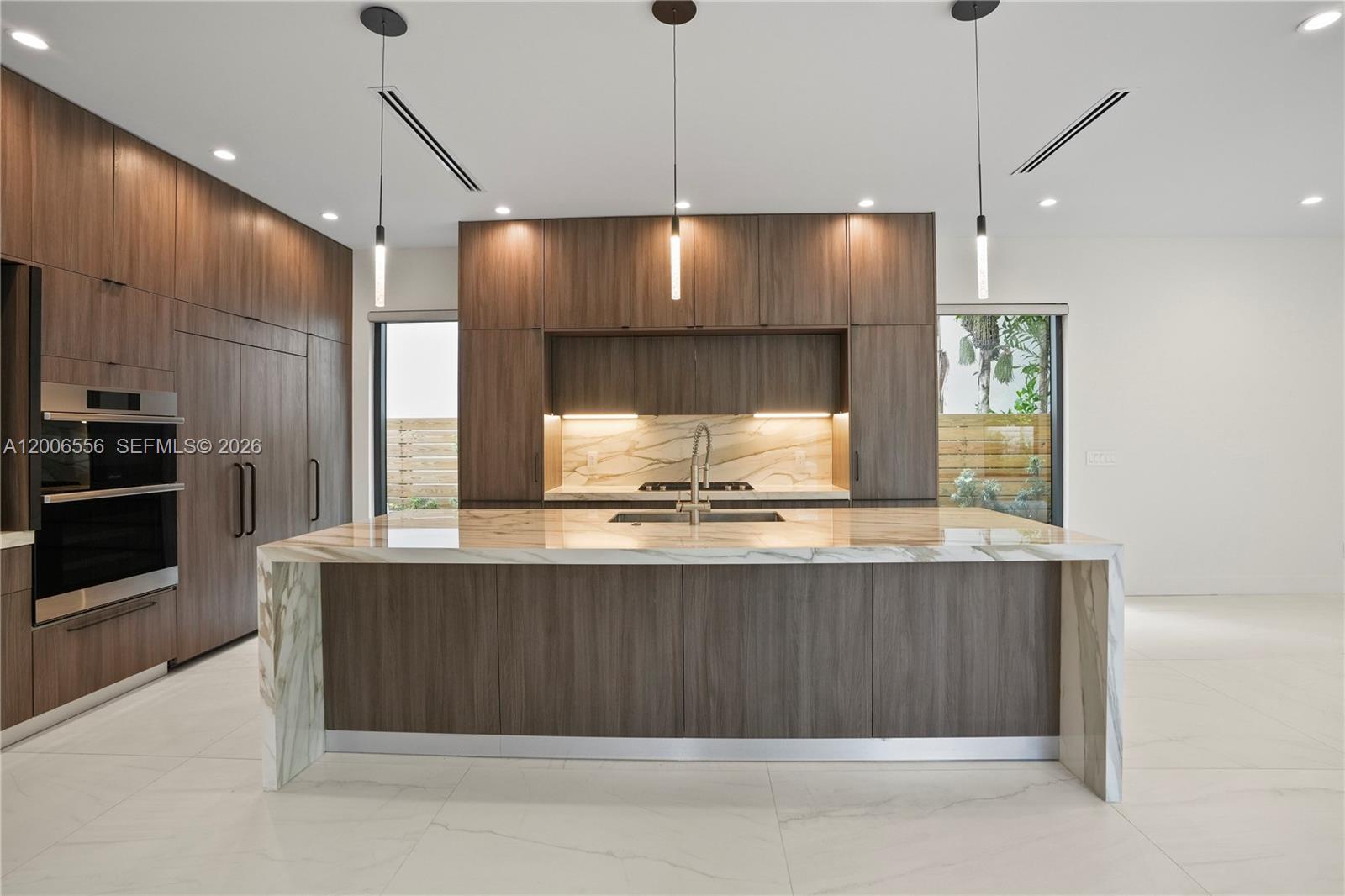 739 NE 17th Way Fort Lauderdale, FL 33304