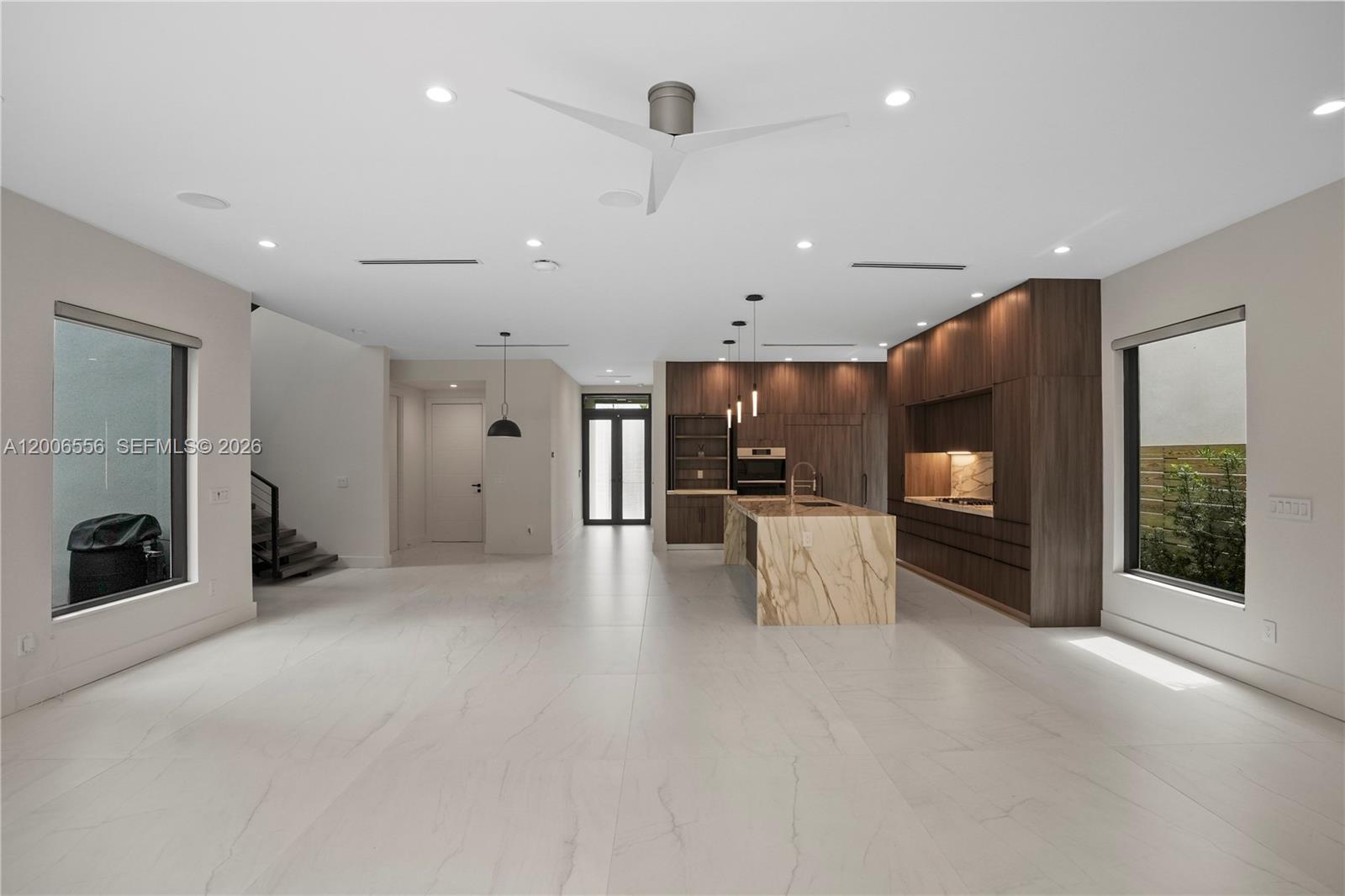 739 NE 17th Way Fort Lauderdale, FL 33304