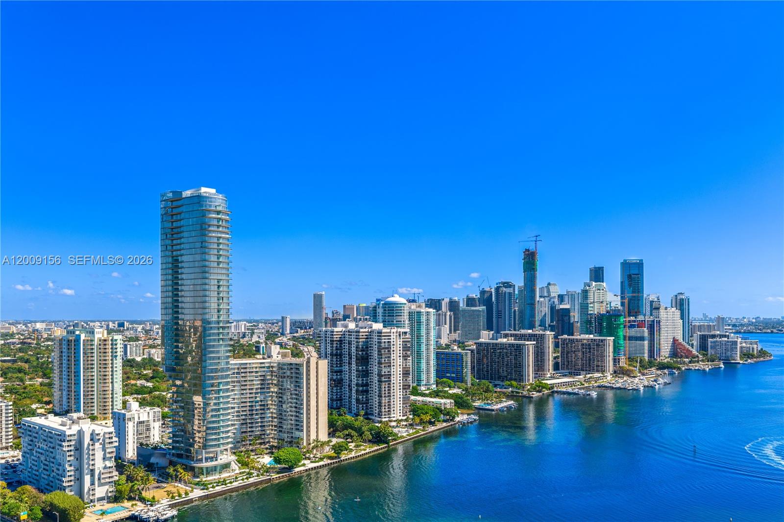 175 SE 25th Rd #3403 Miami, FL 33129