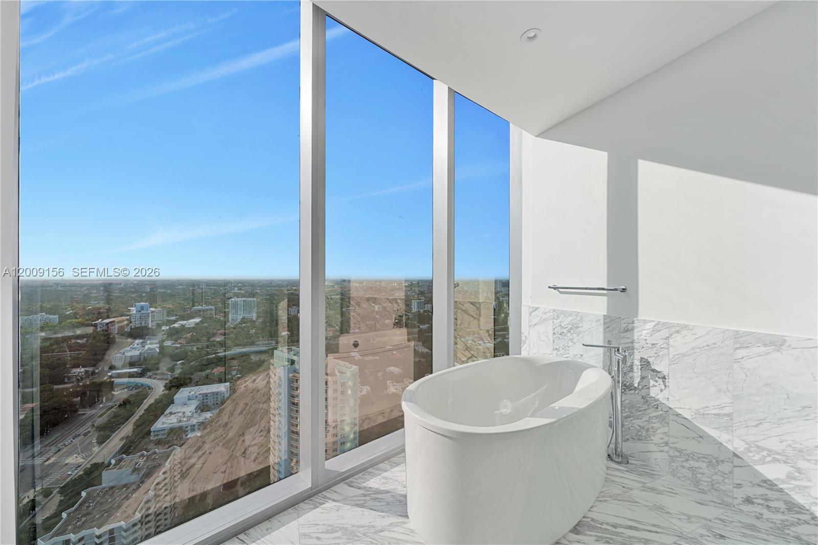 175 SE 25th Rd #3403 Miami, FL 33129