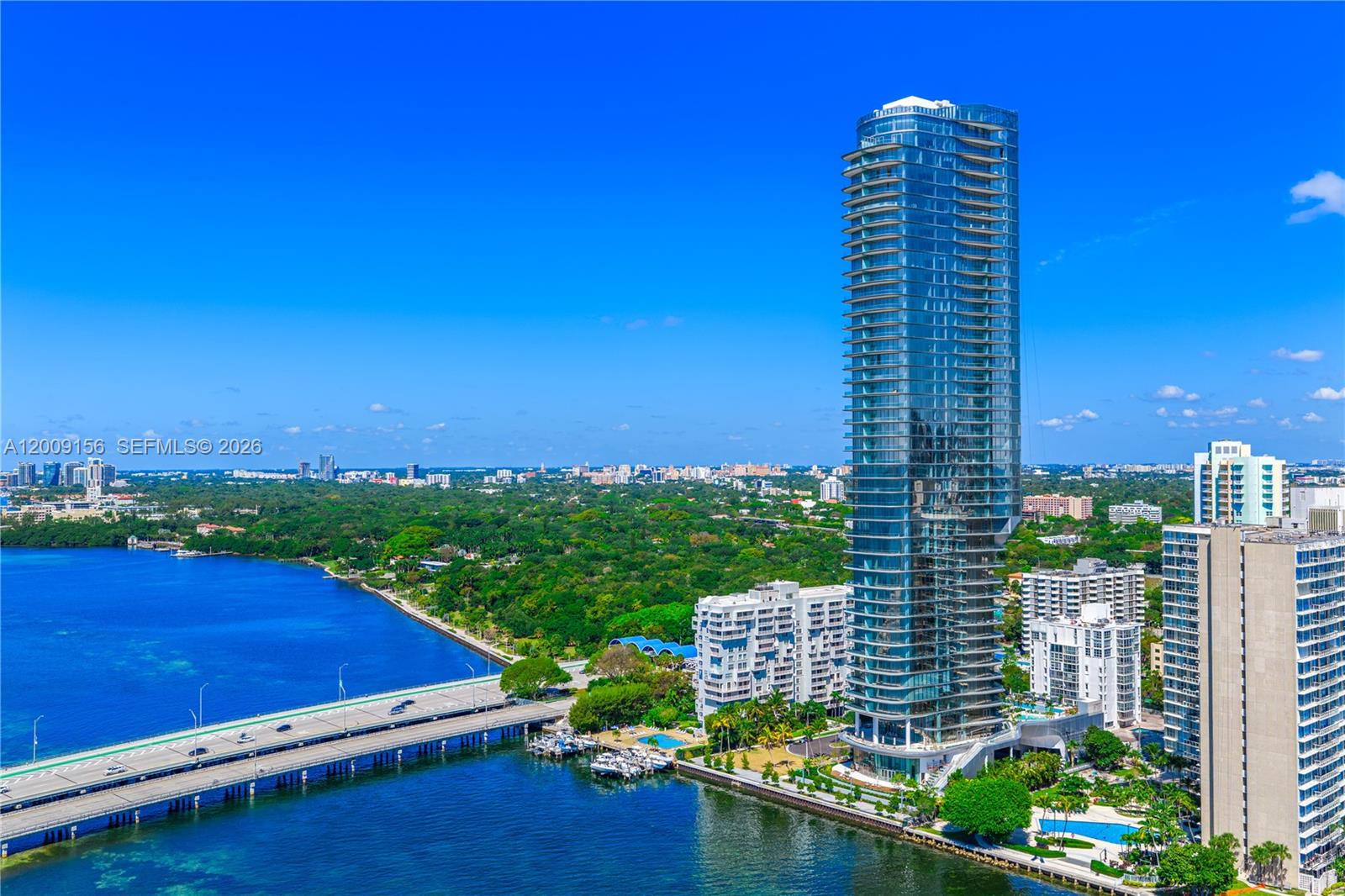 175 SE 25th Rd #3403 Miami, FL 33129