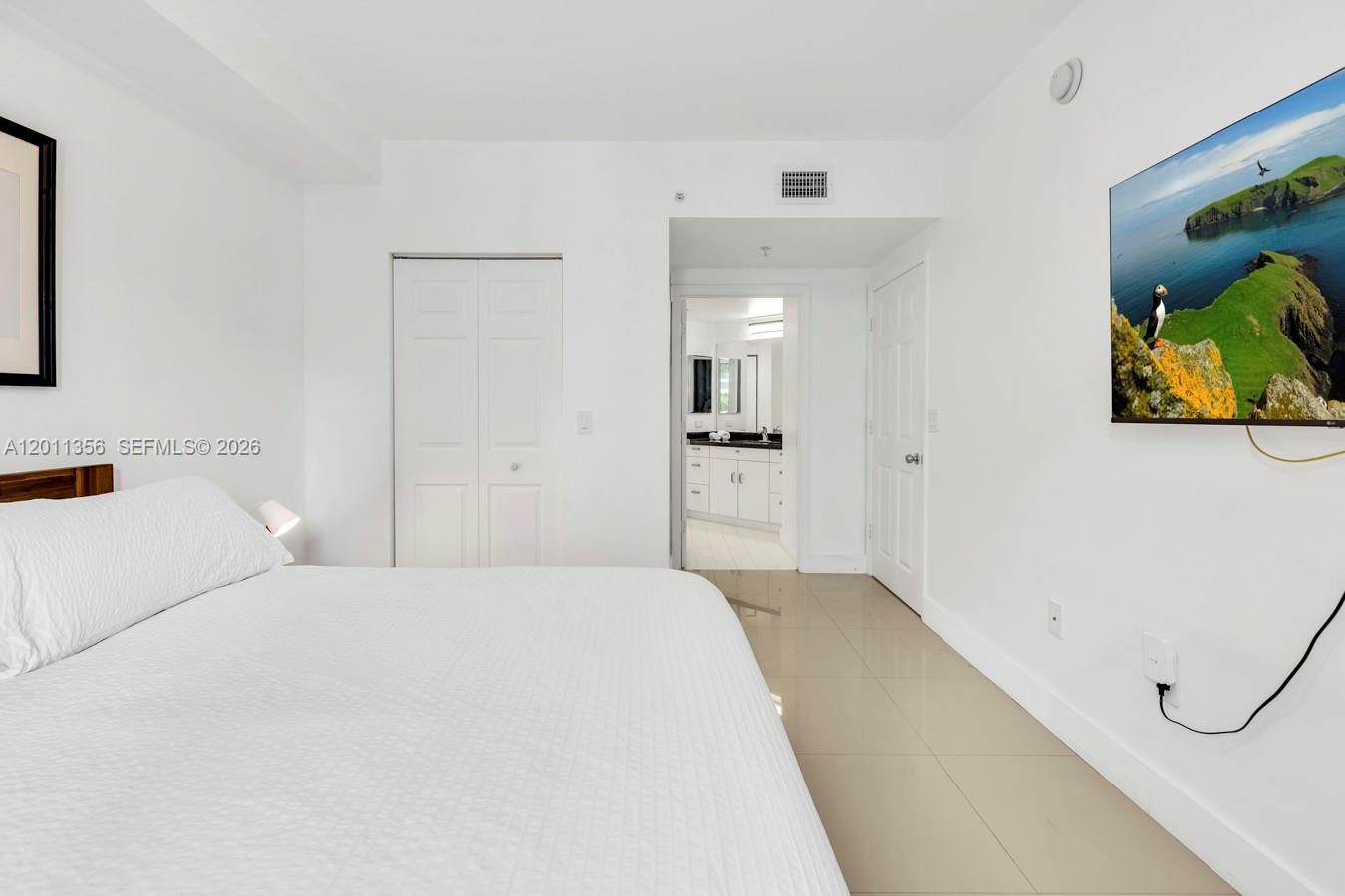 17100 N Bay Rd #1610 Sunny Isles Beach, FL 33160