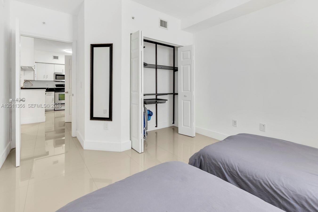 17100 N Bay Rd #1610 Sunny Isles Beach, FL 33160