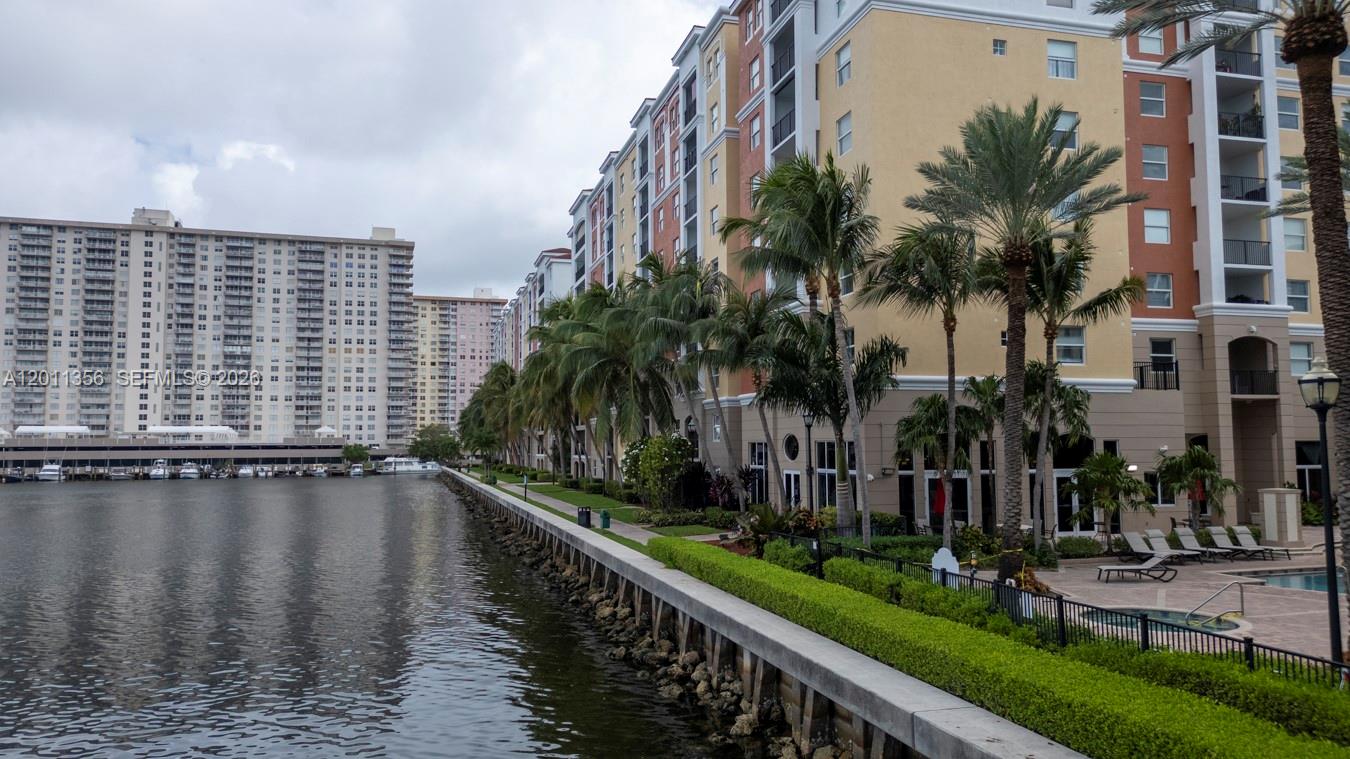 17100 N Bay Rd #1610 Sunny Isles Beach, FL 33160