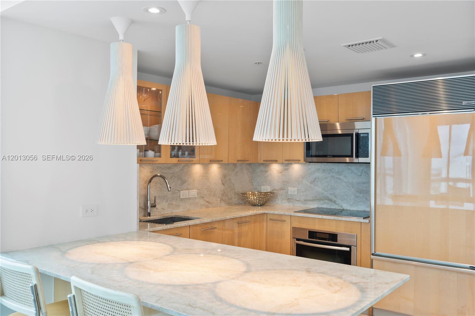 6899 Collins Ave #1604 Miami Beach, FL 33141