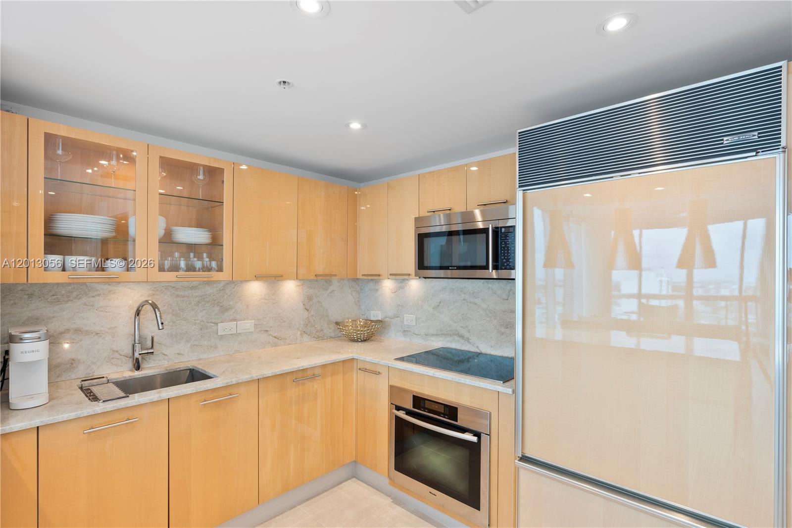6899 Collins Ave #1604 Miami Beach, FL 33141