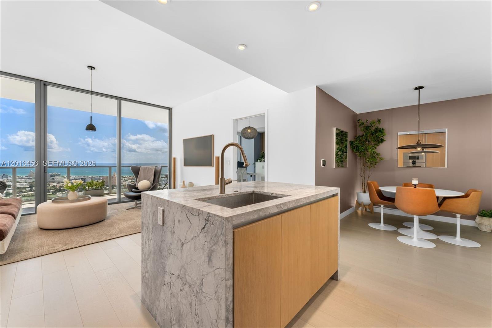 500 Alton Rd #2904 Miami Beach, FL 33139