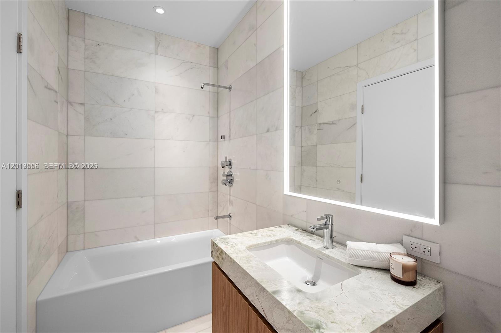 500 Alton Rd #502 Miami Beach, FL 33139