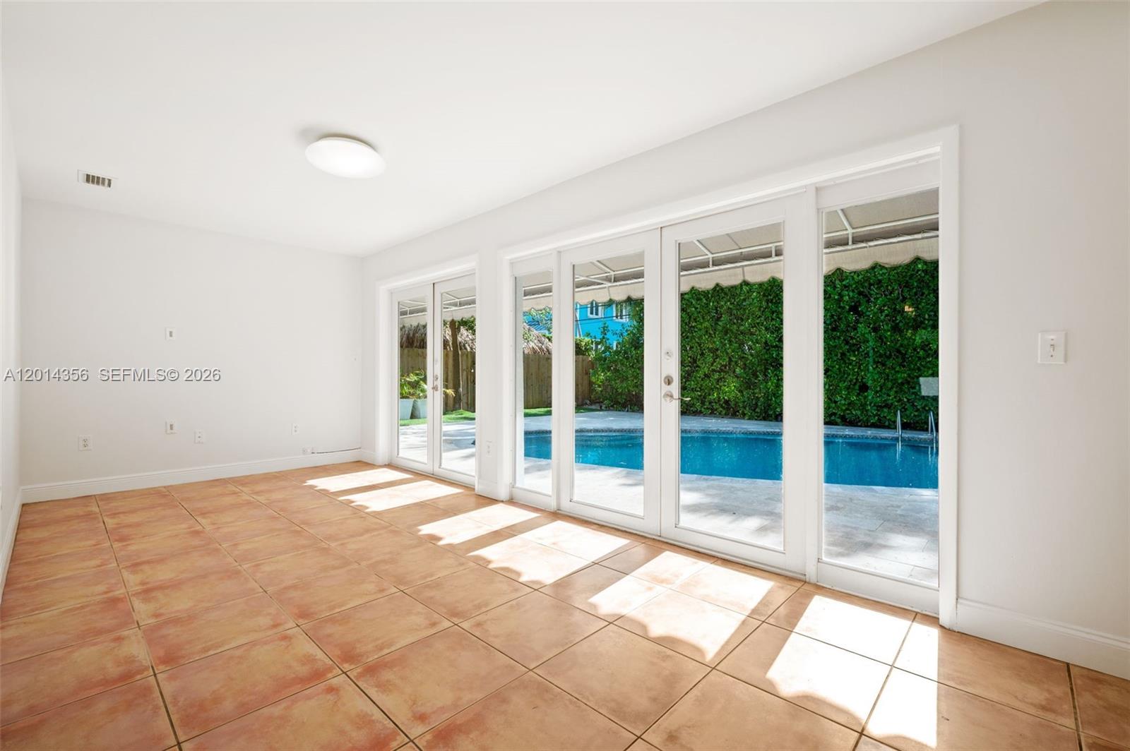 512 Warren Ln Key Biscayne, FL 33149