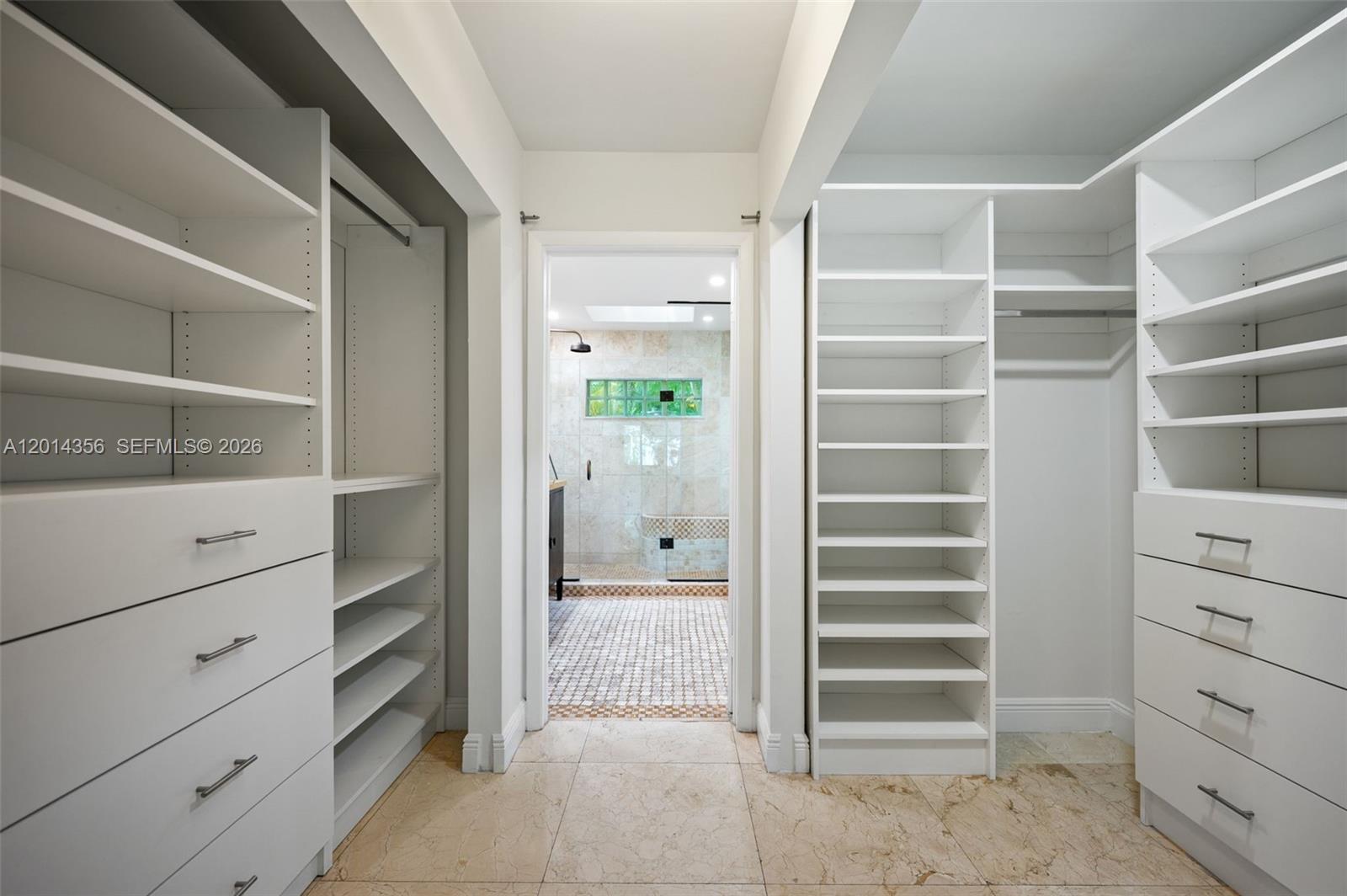 512 Warren Ln Key Biscayne, FL 33149