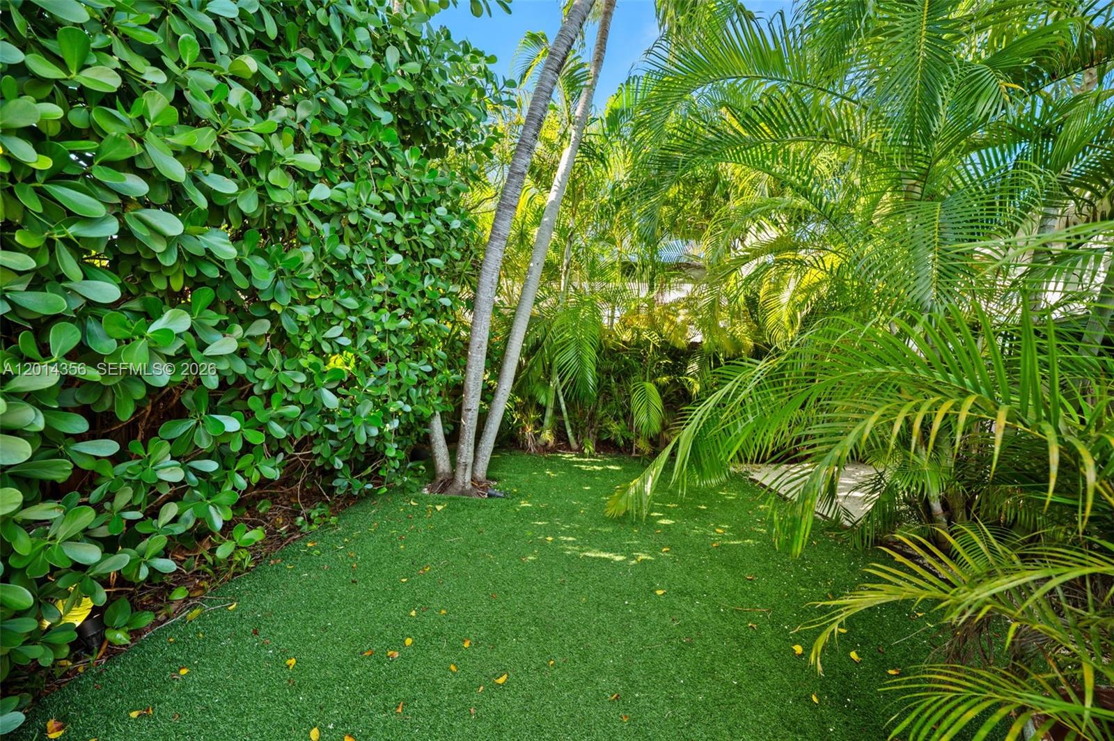 512 Warren Ln Key Biscayne, FL 33149