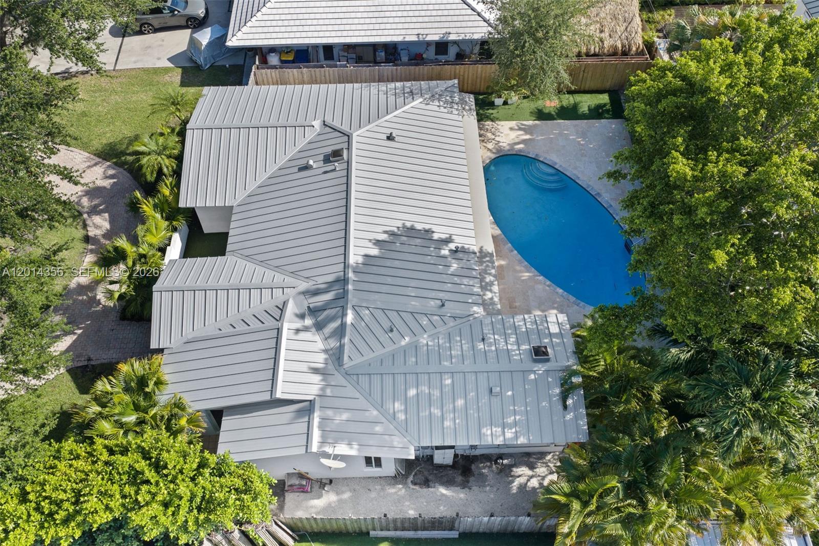 512 Warren Ln Key Biscayne, FL 33149