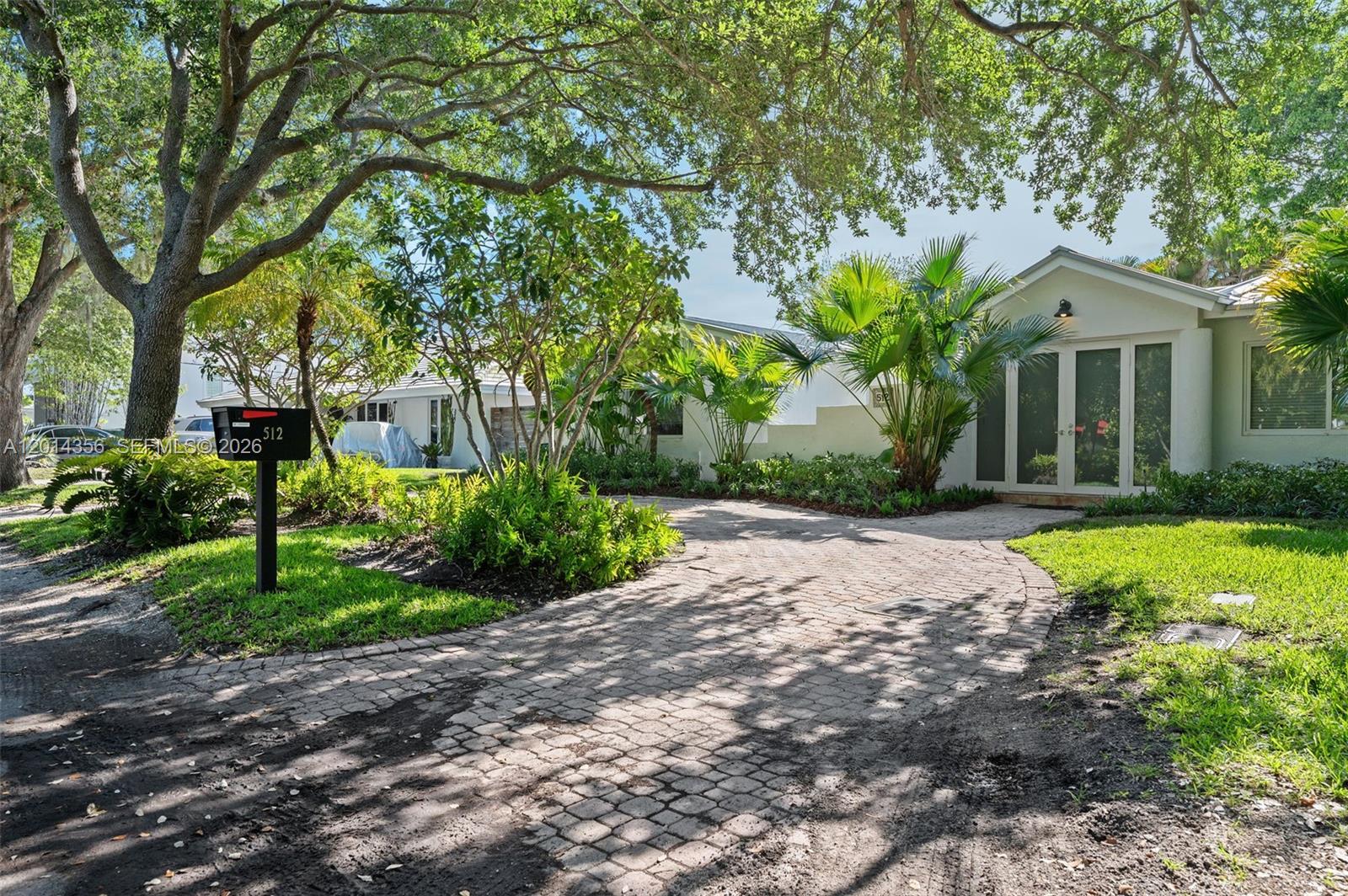 512 Warren Ln Key Biscayne, FL 33149