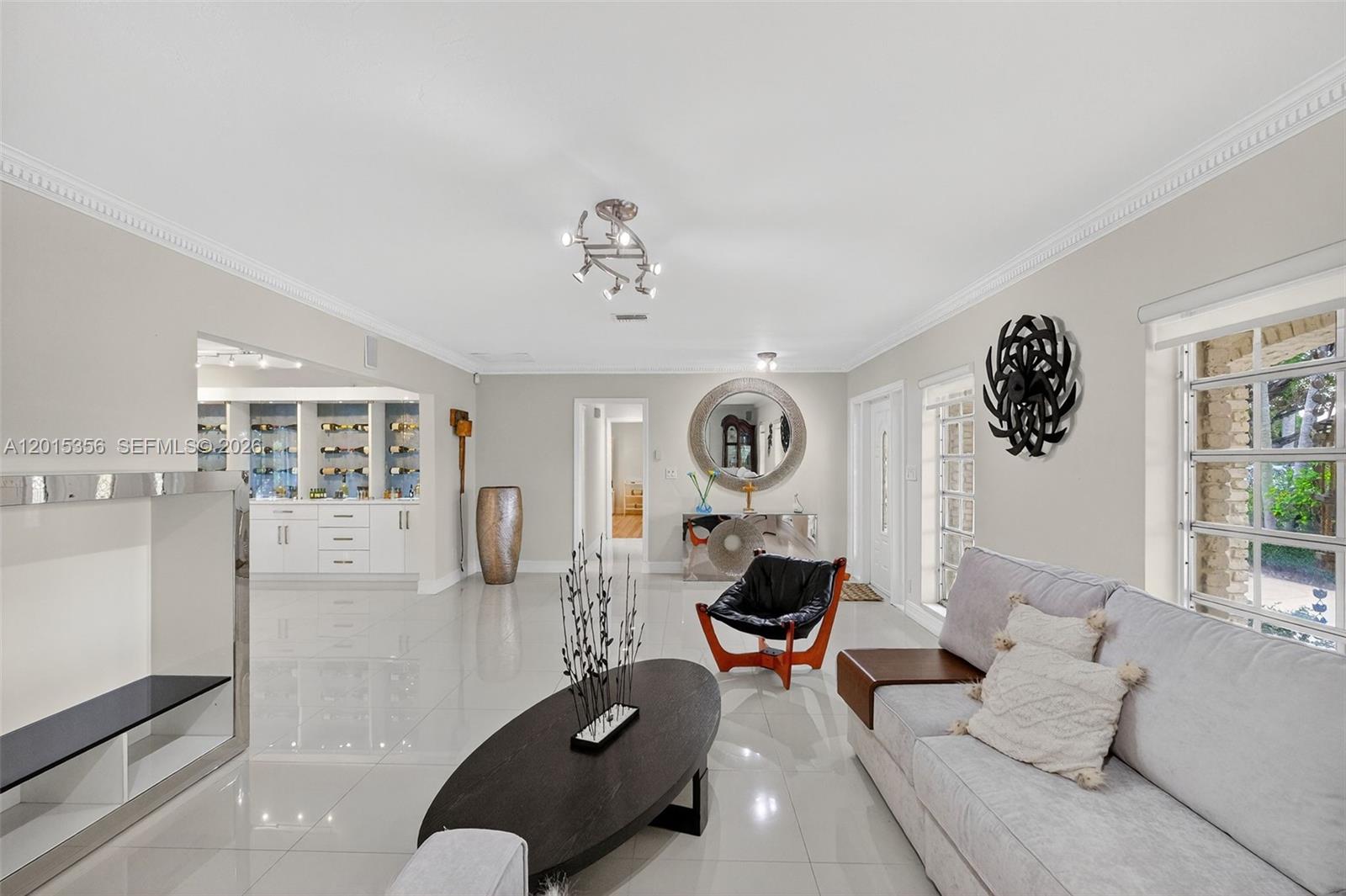 9261 SW 88th St Miami, FL 33176