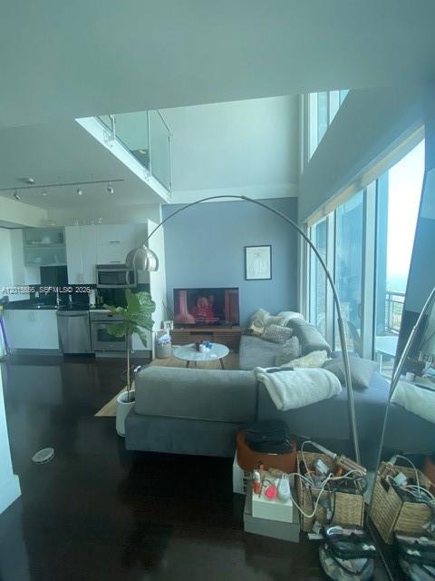 image Infinity at Brickell2