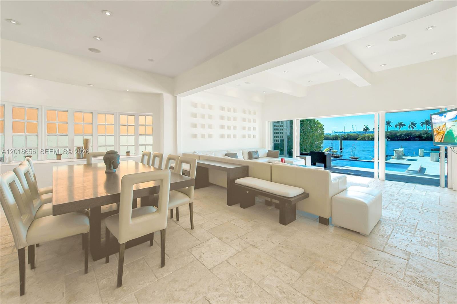 224 S Coconut Ln Miami Beach, FL 33139