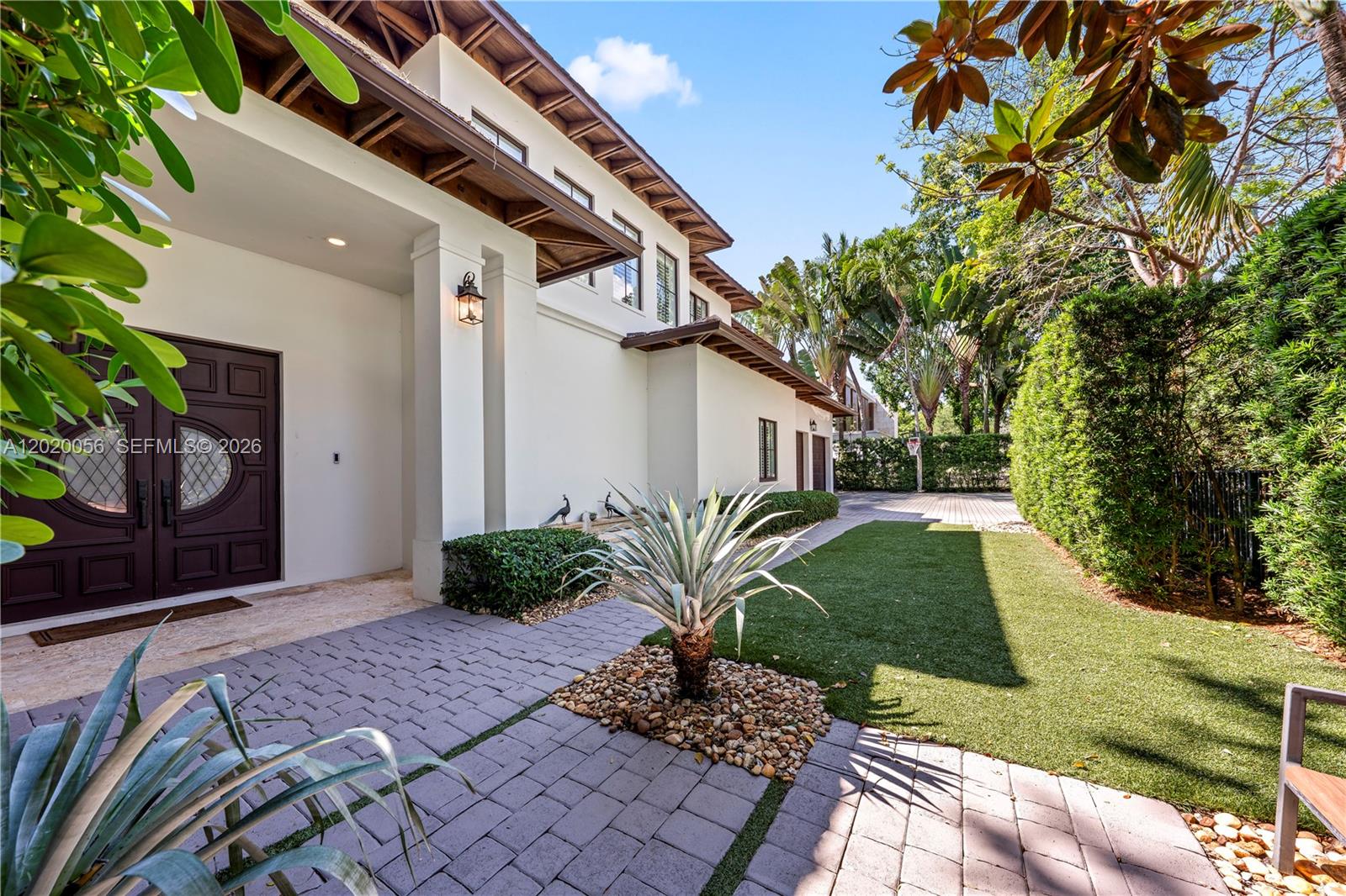 4196 S Douglas Rd Miami, FL 33133