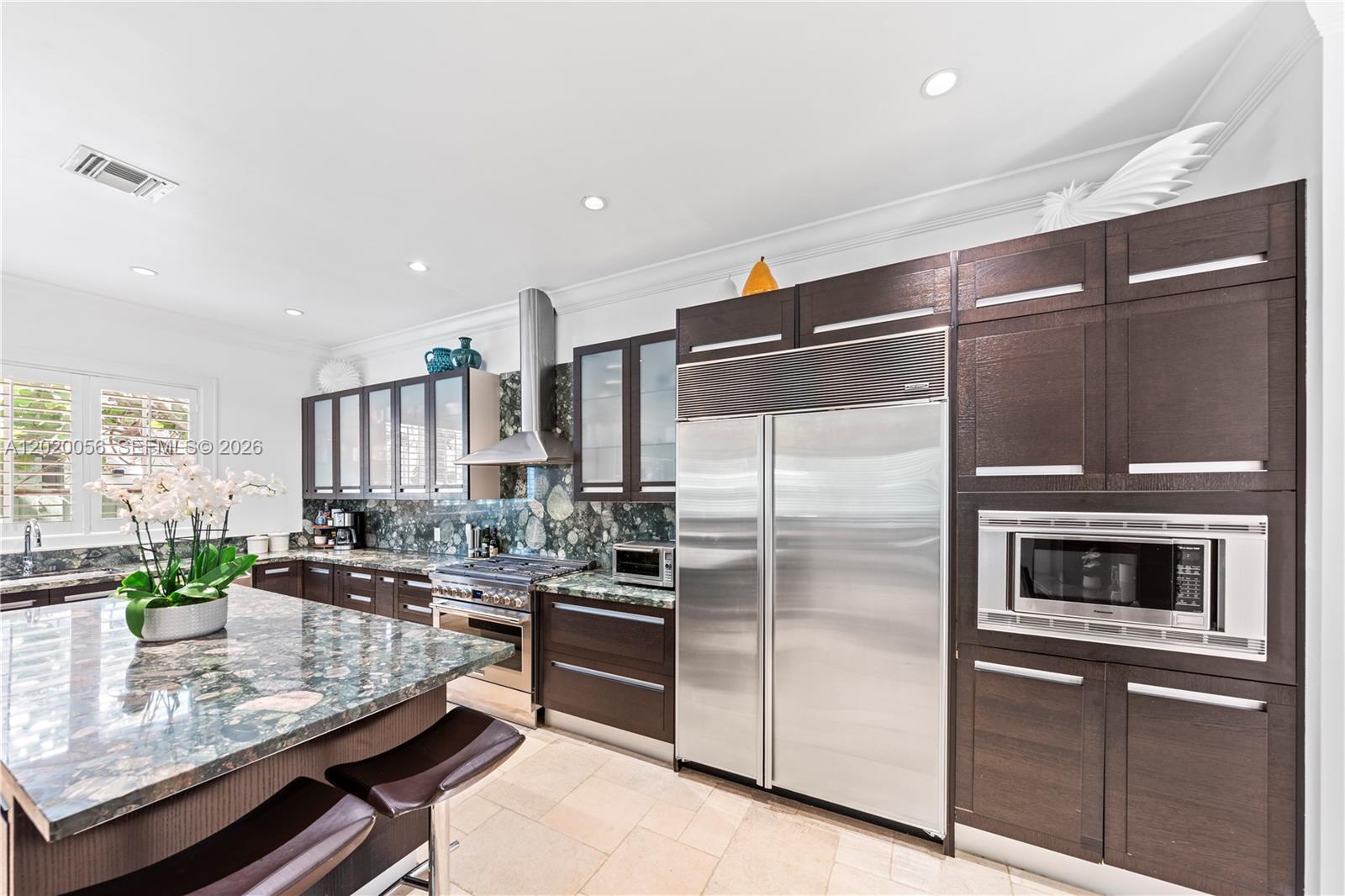 4196 S Douglas Rd Miami, FL 33133