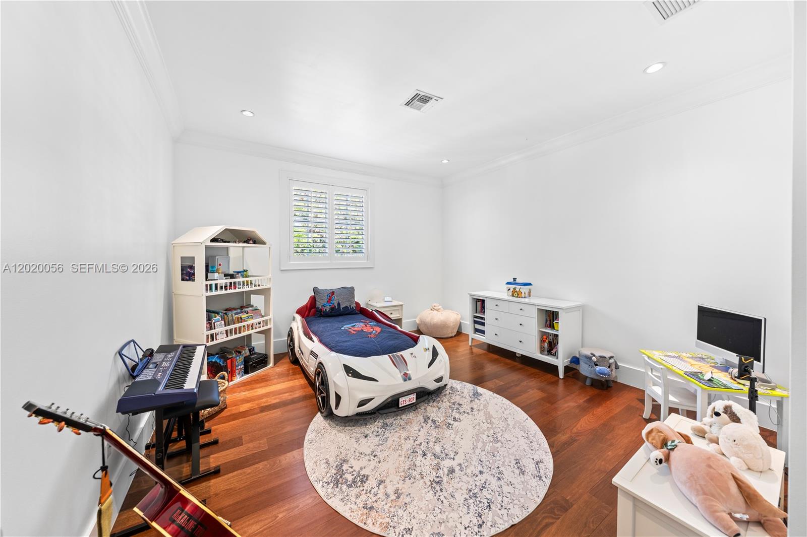 4196 S Douglas Rd Miami, FL 33133