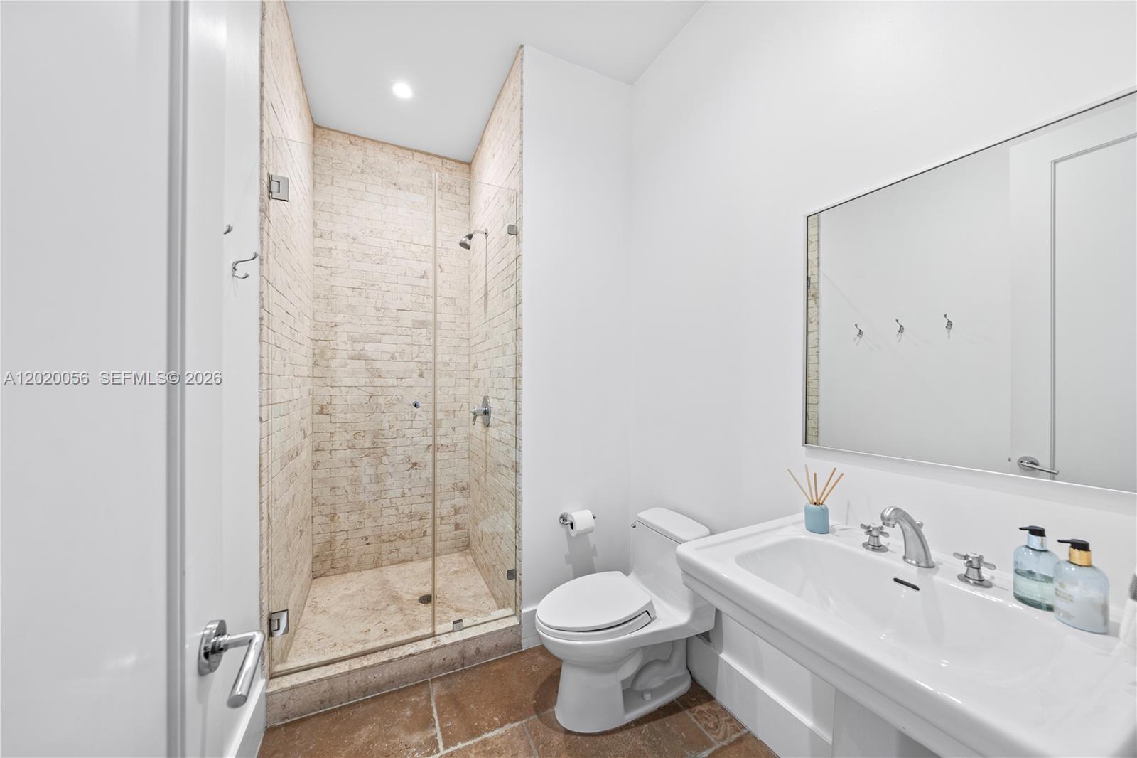 4196 S Douglas Rd Miami, FL 33133