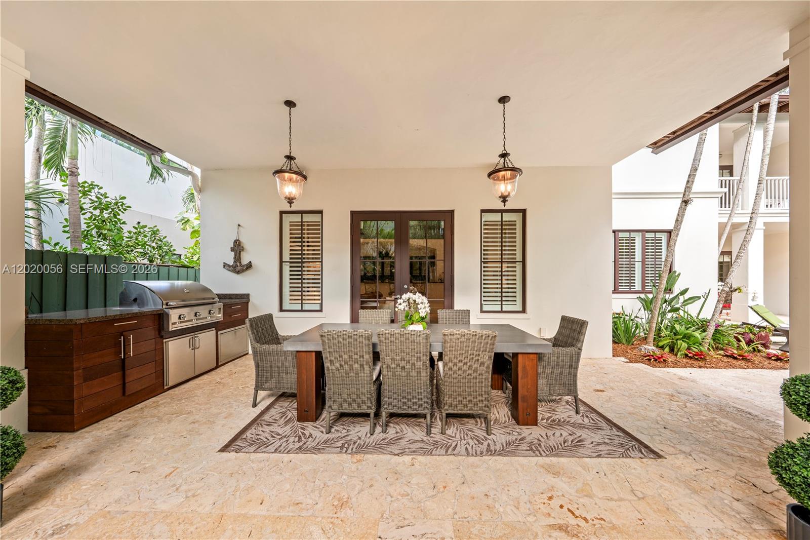 4196 S Douglas Rd Miami, FL 33133