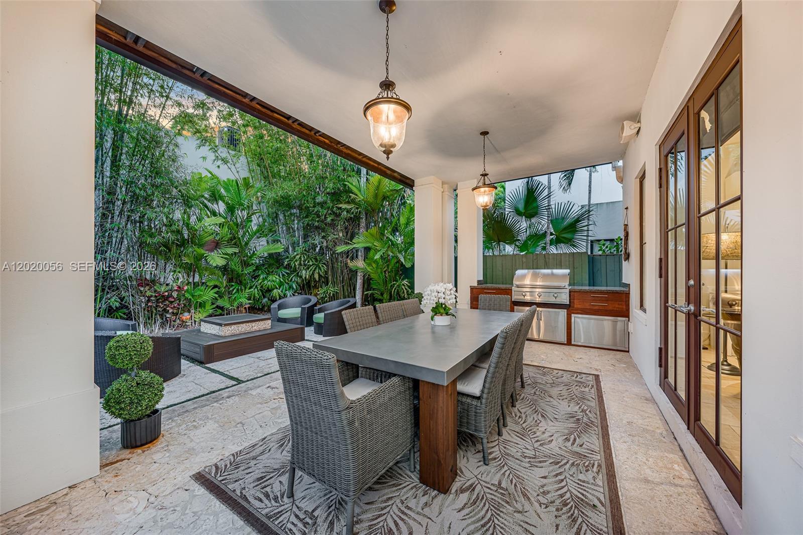 4196 S Douglas Rd Miami, FL 33133