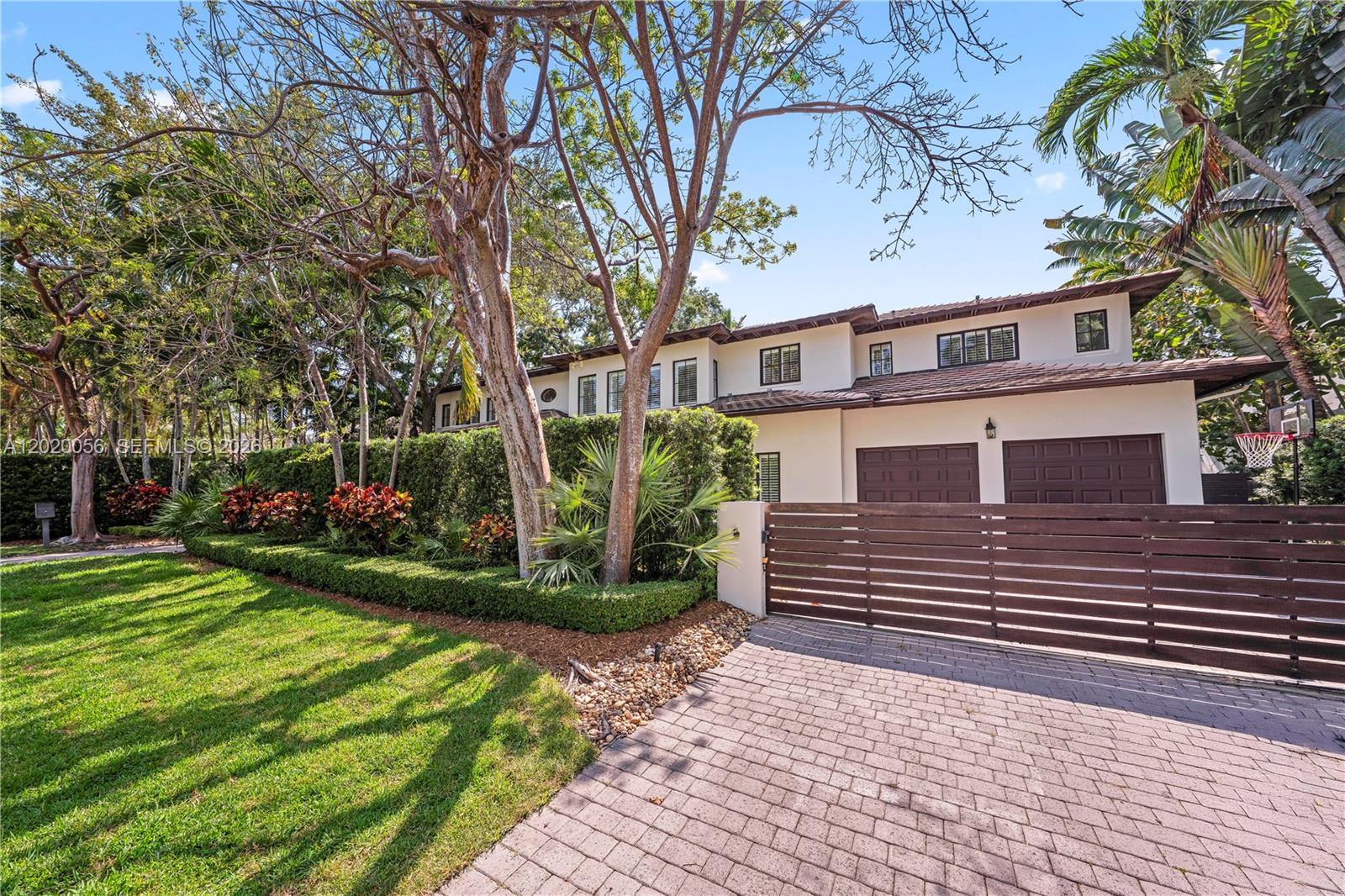 4196 S Douglas Rd Miami, FL 33133
