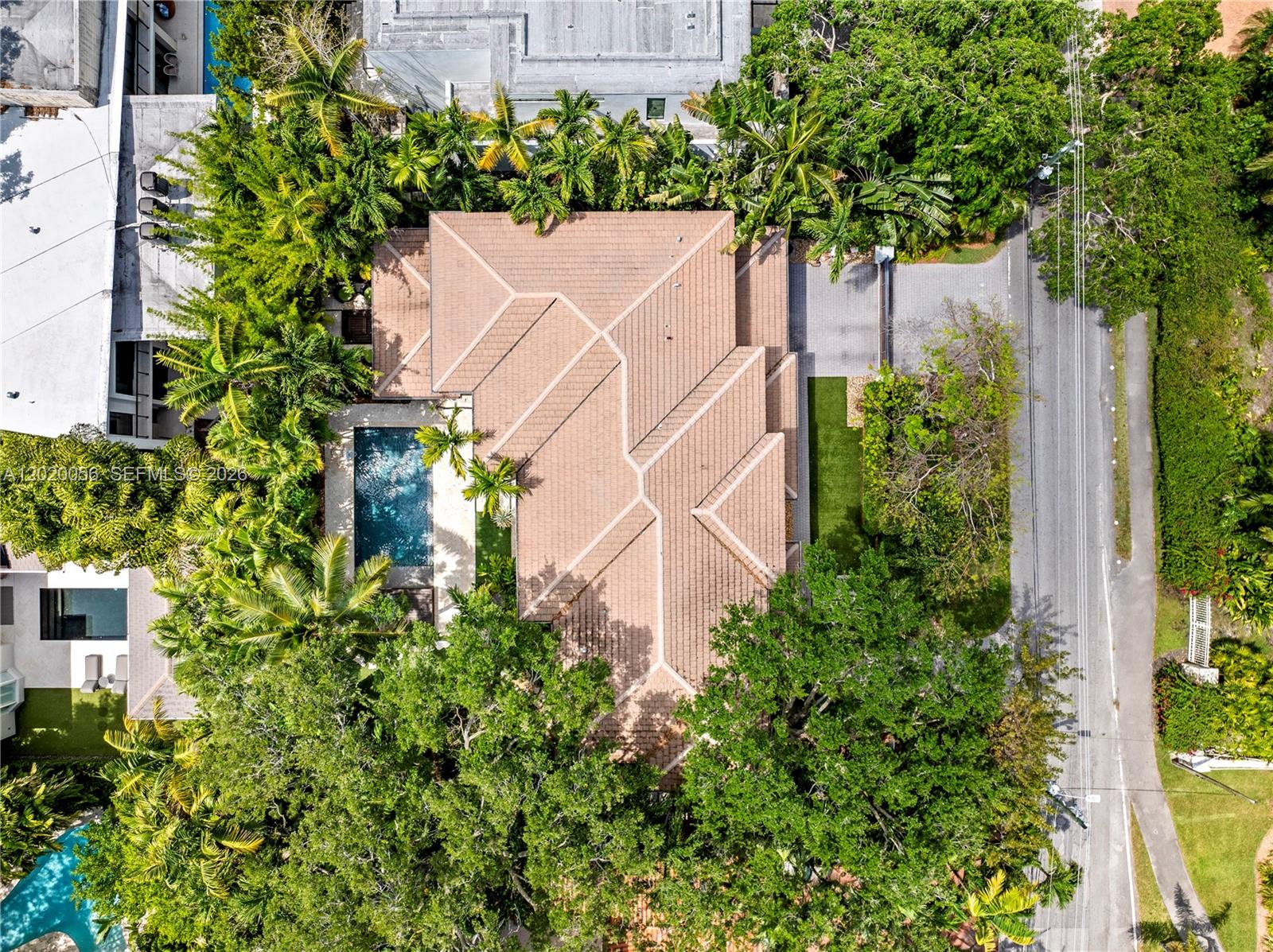 4196 S Douglas Rd Miami, FL 33133