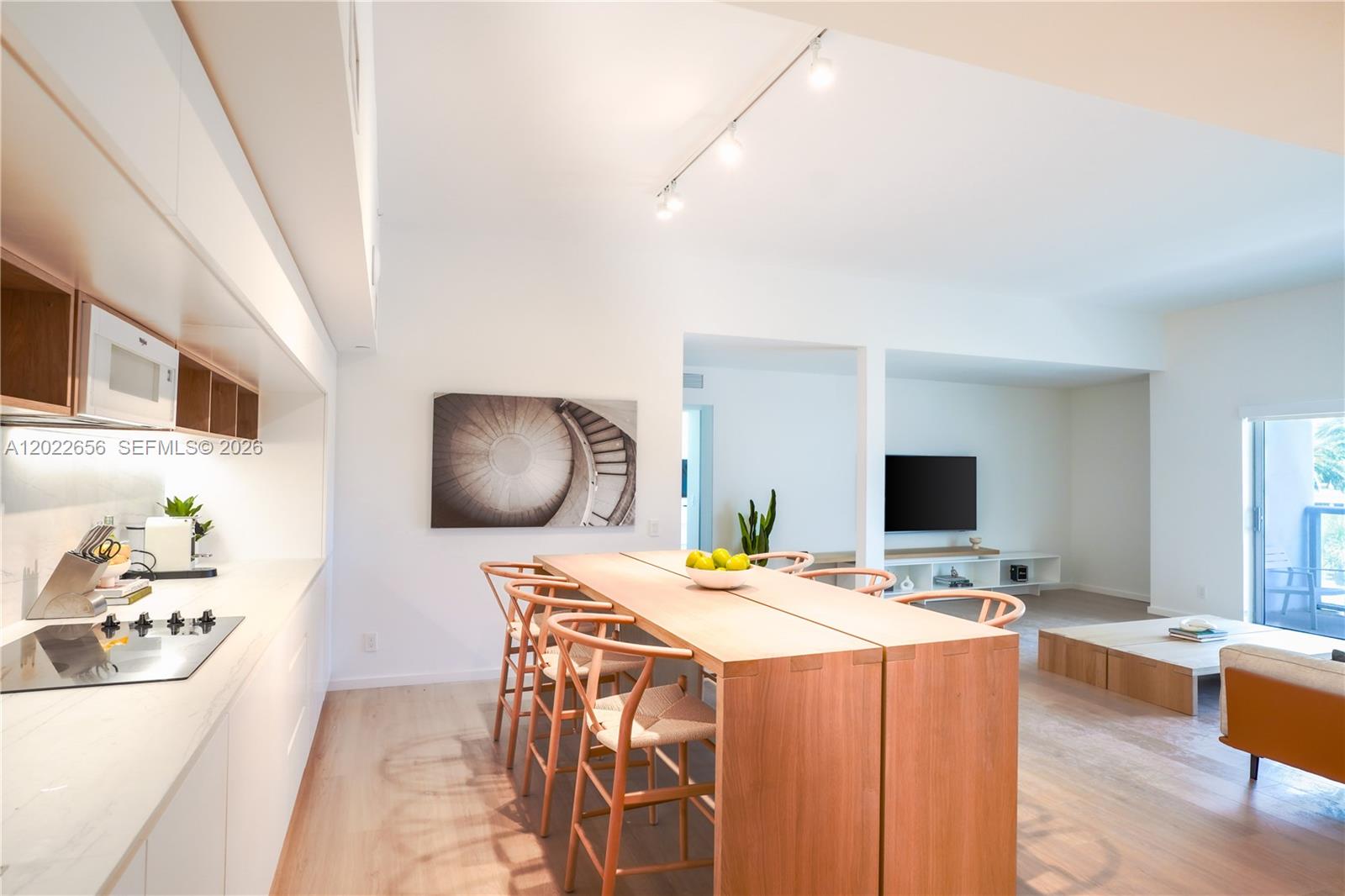 10250 Collins Ave #412