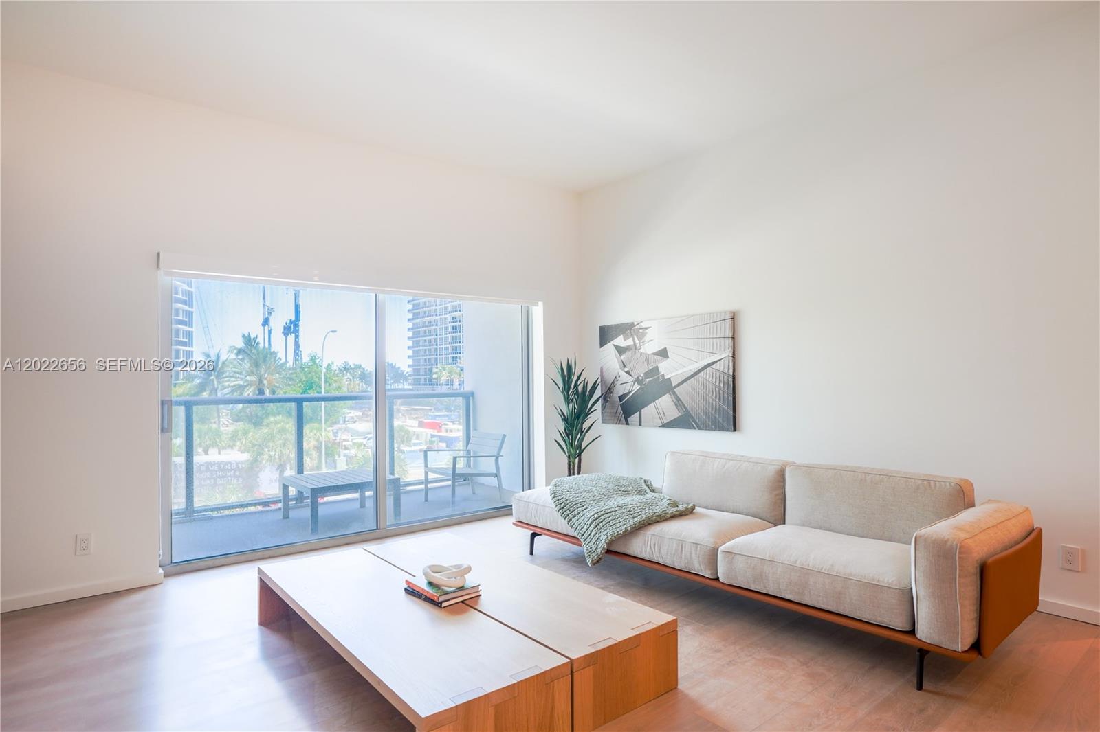 10250 Collins Ave #412 Bal Harbour, FL 33154